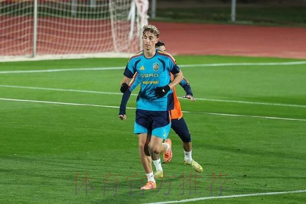 TA：赫伊森有望复出 姆巴佩和卡马文加出战成疑